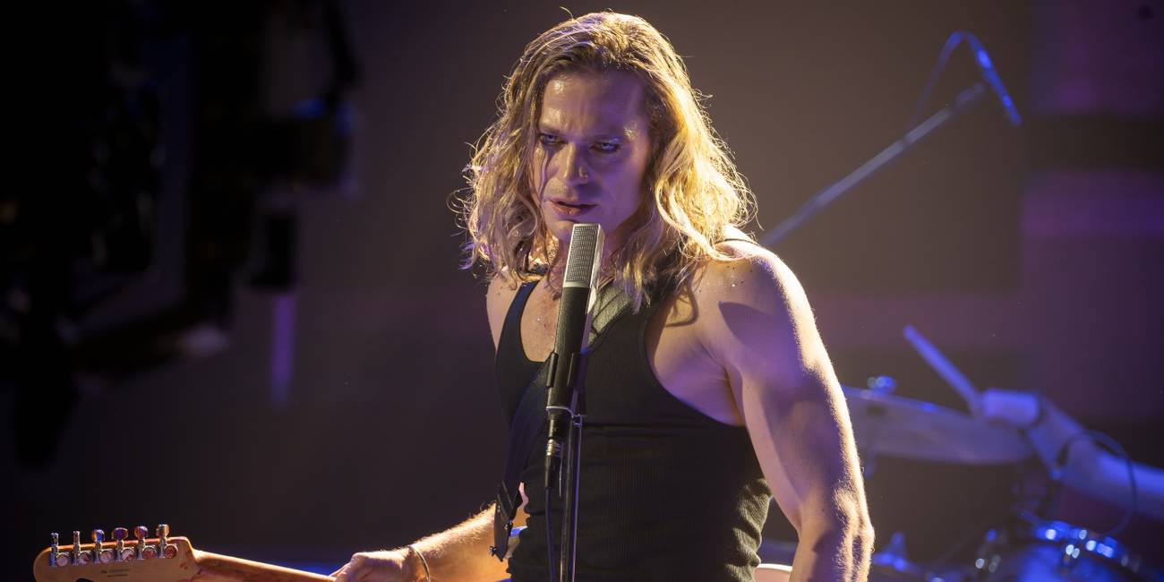 Sam Reid behind the scenes of The Vampire Lestat Episode 3