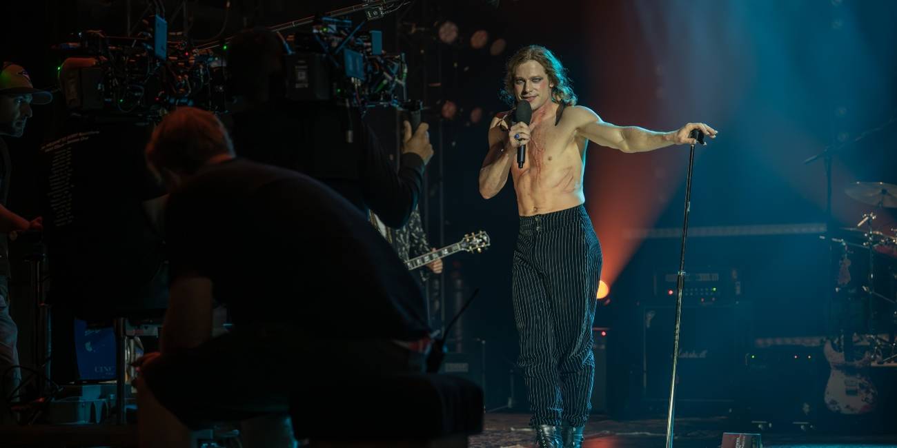 Sam Reid performing "Big Boss" in The Vampire Lestat Episode 4