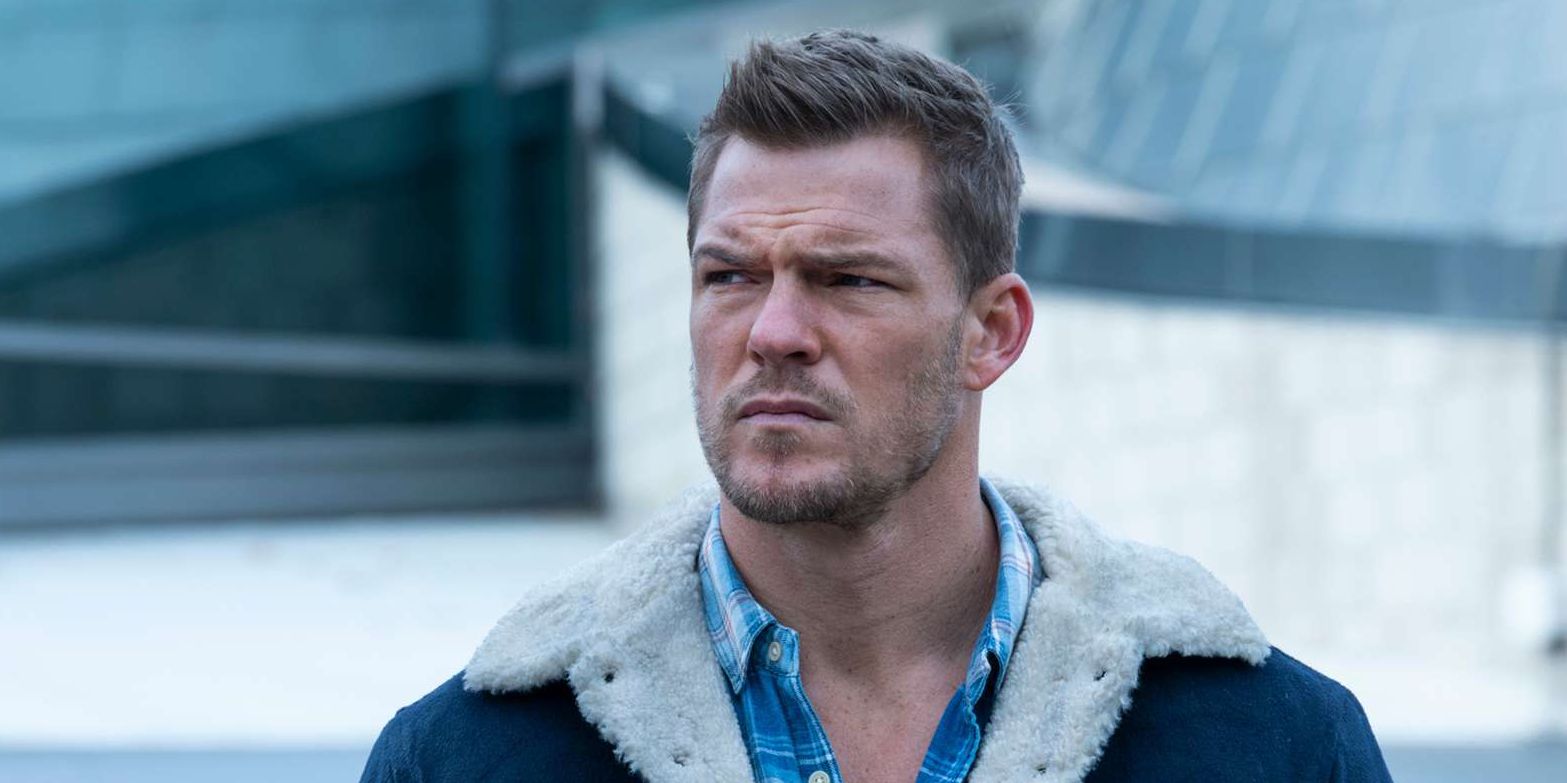 Alan Ritchson's best role was Hawk in "Titans", not Reacher