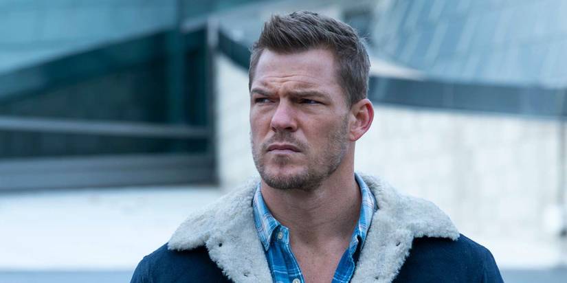 Alan Ritchson as Hank "Hawk" Hall in an episode of Titans.