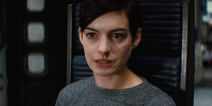 anne-hathaway-brand-inerstellar