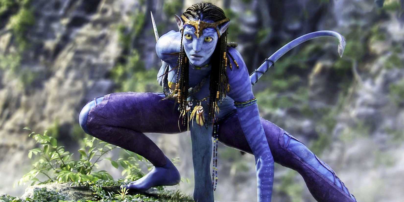 Zoe Saldaña as Neytiri in Avatar (2009)