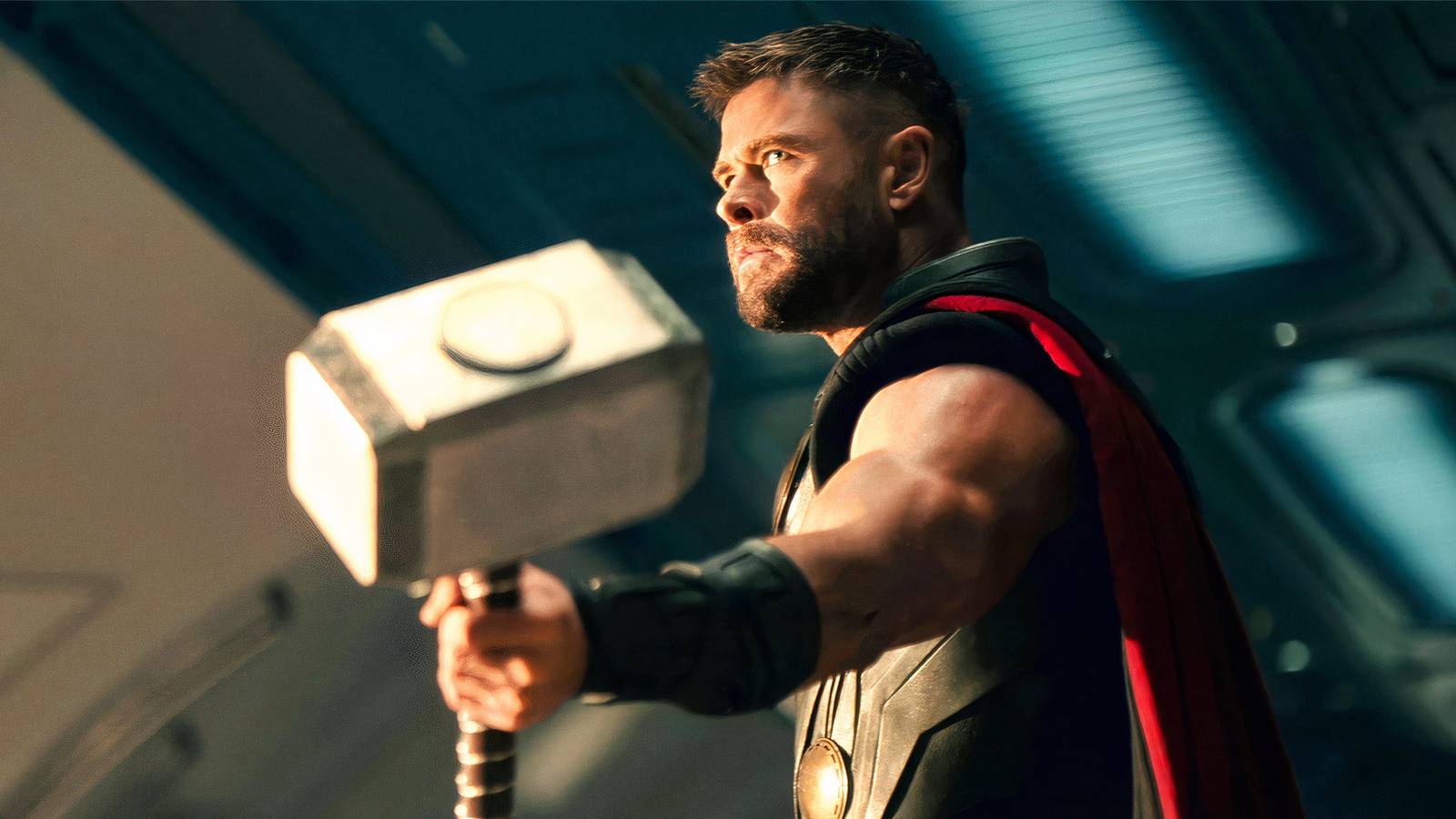 5 Thor Moments That Prove Chris Hemsworth Is the True King of the MCU