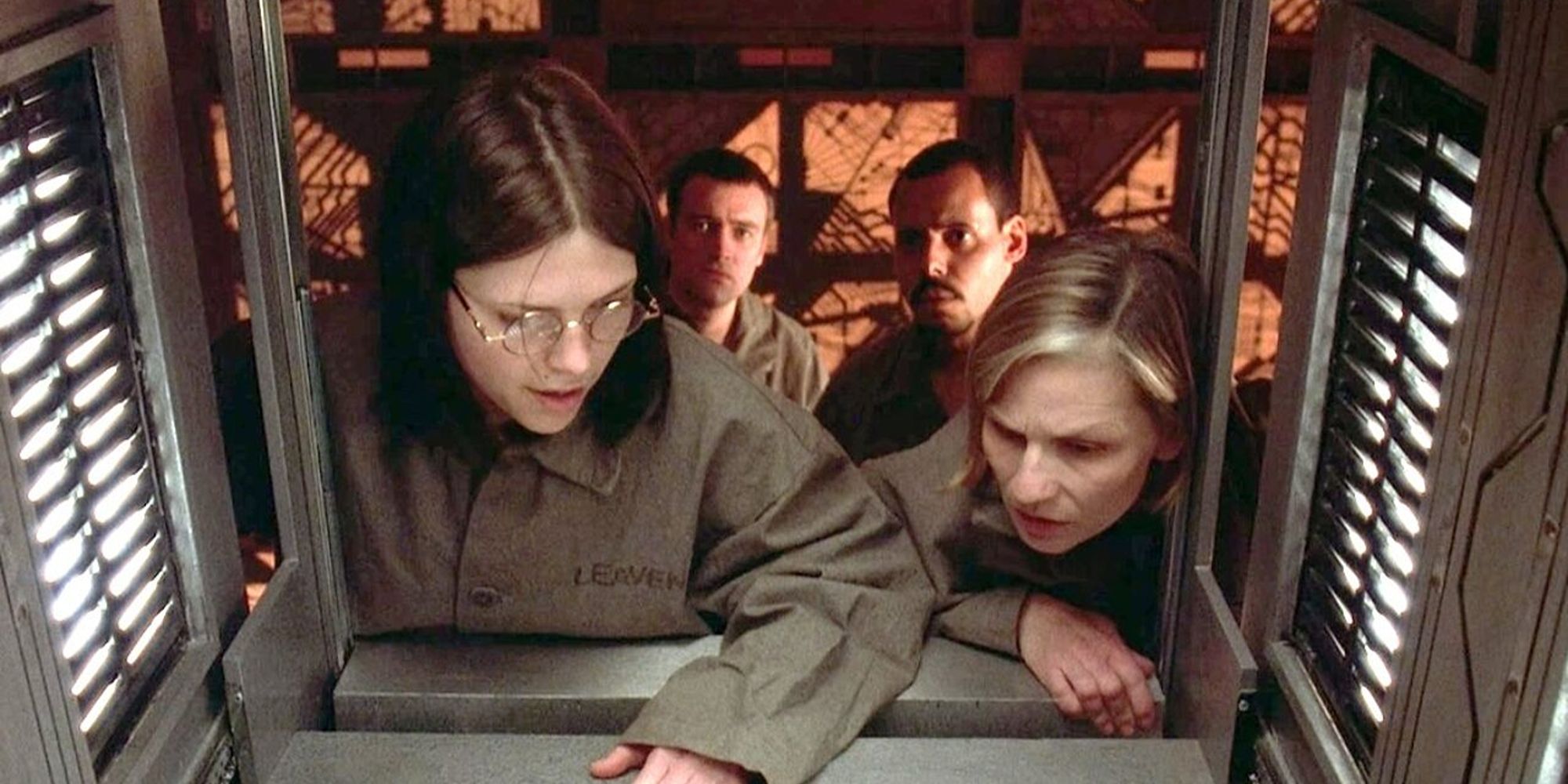 The 10 Most Underrated '90s Sci-Fi Movies, Ranked image