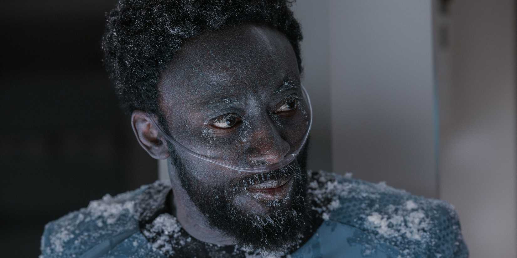 Babs Olusanmokun as Dr. M’Benga in Star Trek: Strange New Worlds, episode 6, season 4, streaming on Paramount+, 2026. Photo Credit: Jan Thijs/Paramount+