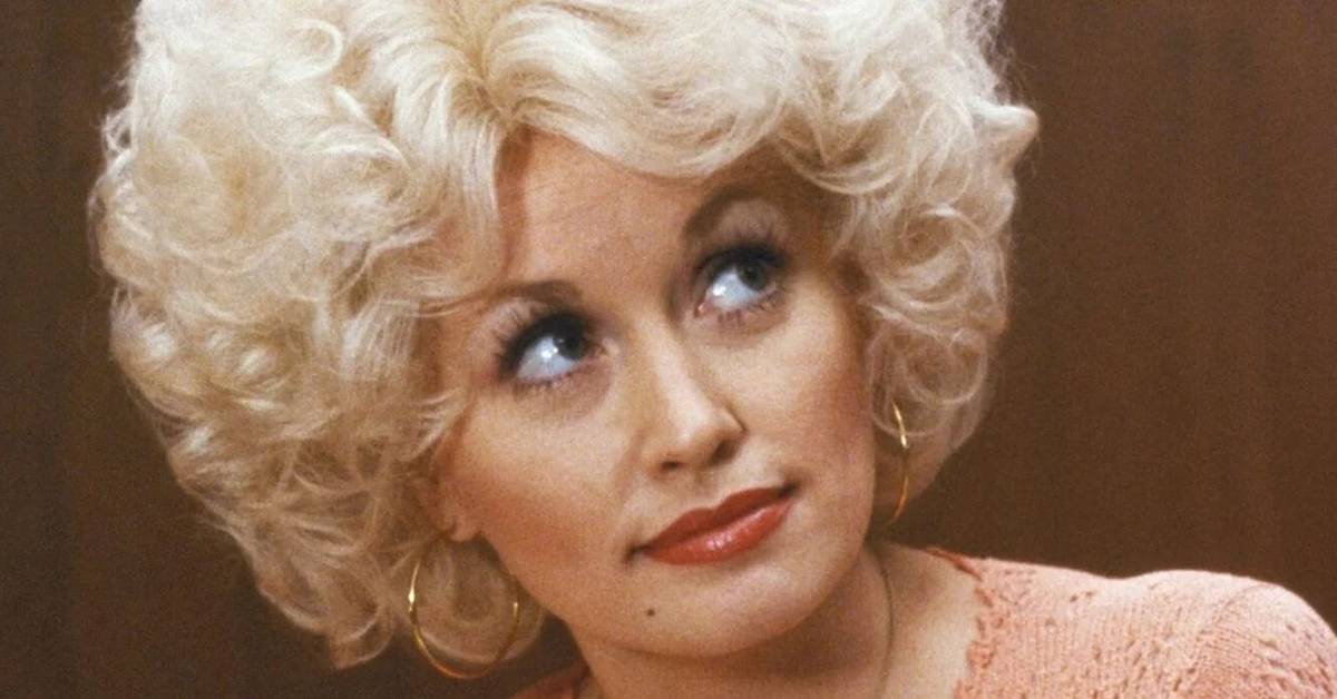 collider.com - Safwan Azeem - 5 Best Dolly Parton Movies and Shows, Ranked