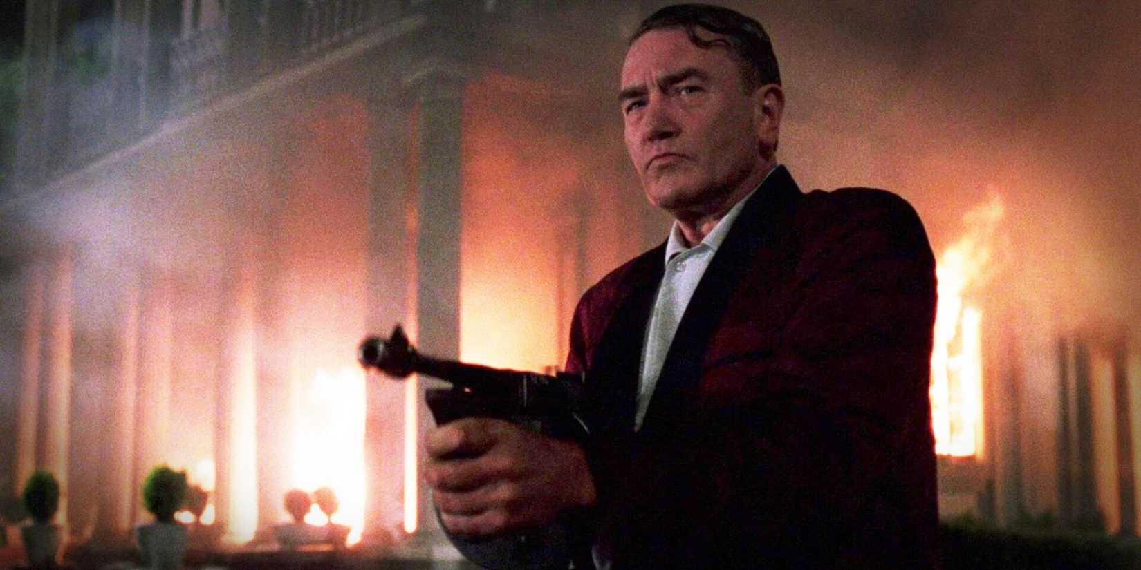 Albert Finney as Liam "Leo" O'Bannon in Miller's Crossing (1990)