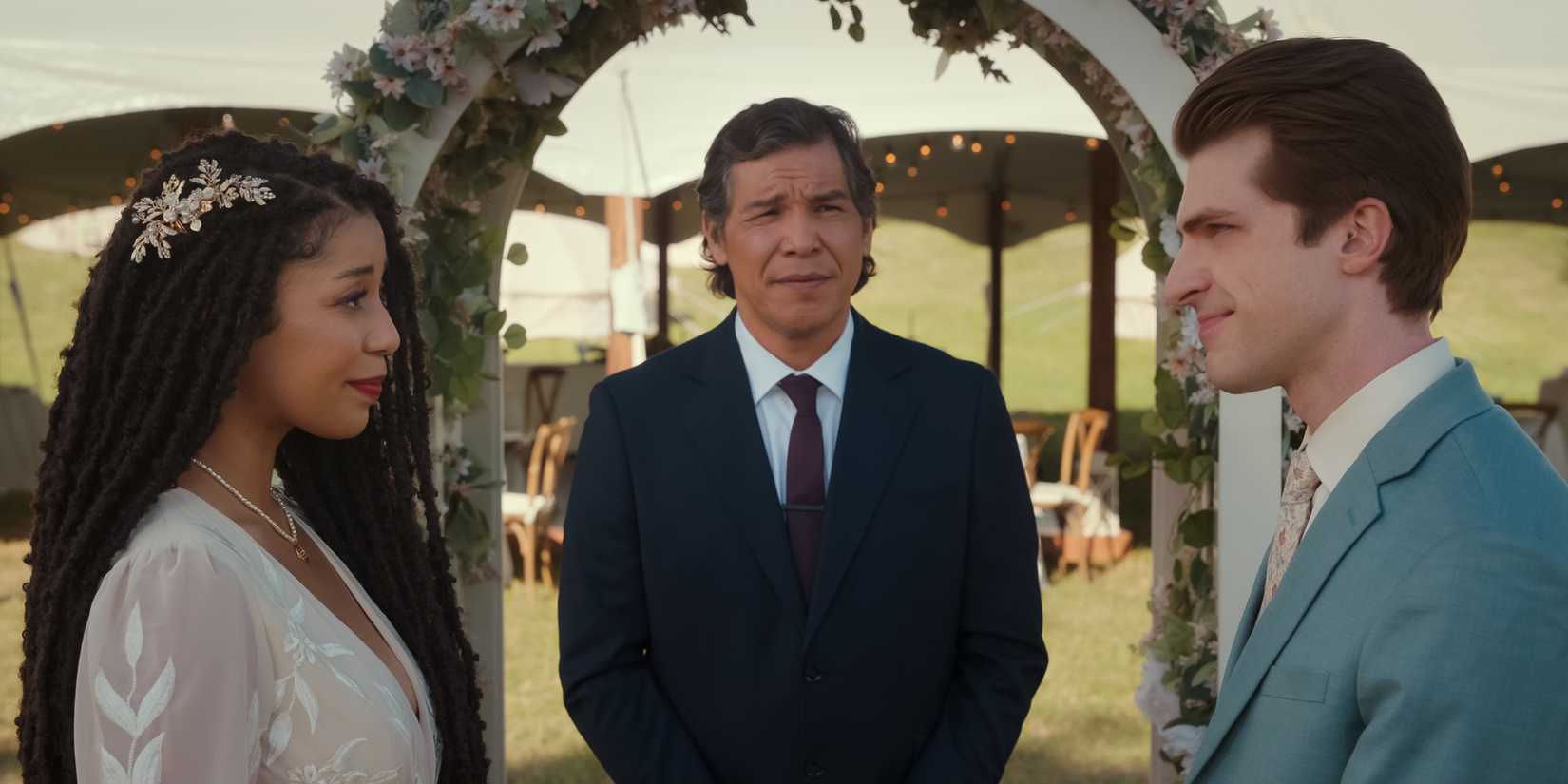 Zoë Soul as Hayley and Johnny Link as Will in 'My Life with the Walter Boys.'