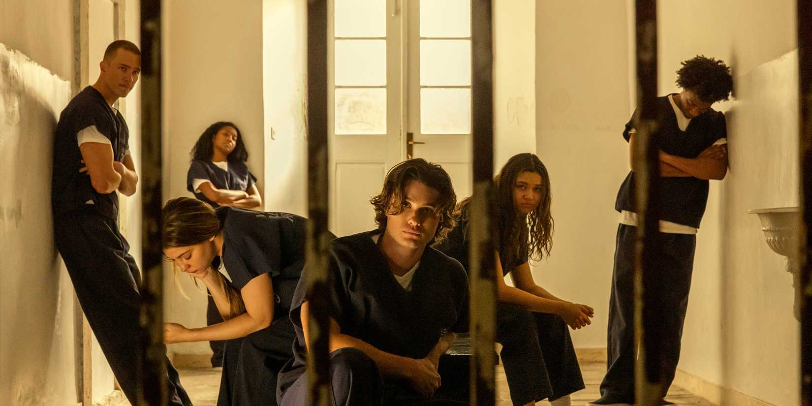 Drew Starkey, Carlacia Grant, Madelyn Cline, Chase Stokes, Madison Bailey, Jonathan Daviss in Outer Banks Season 5