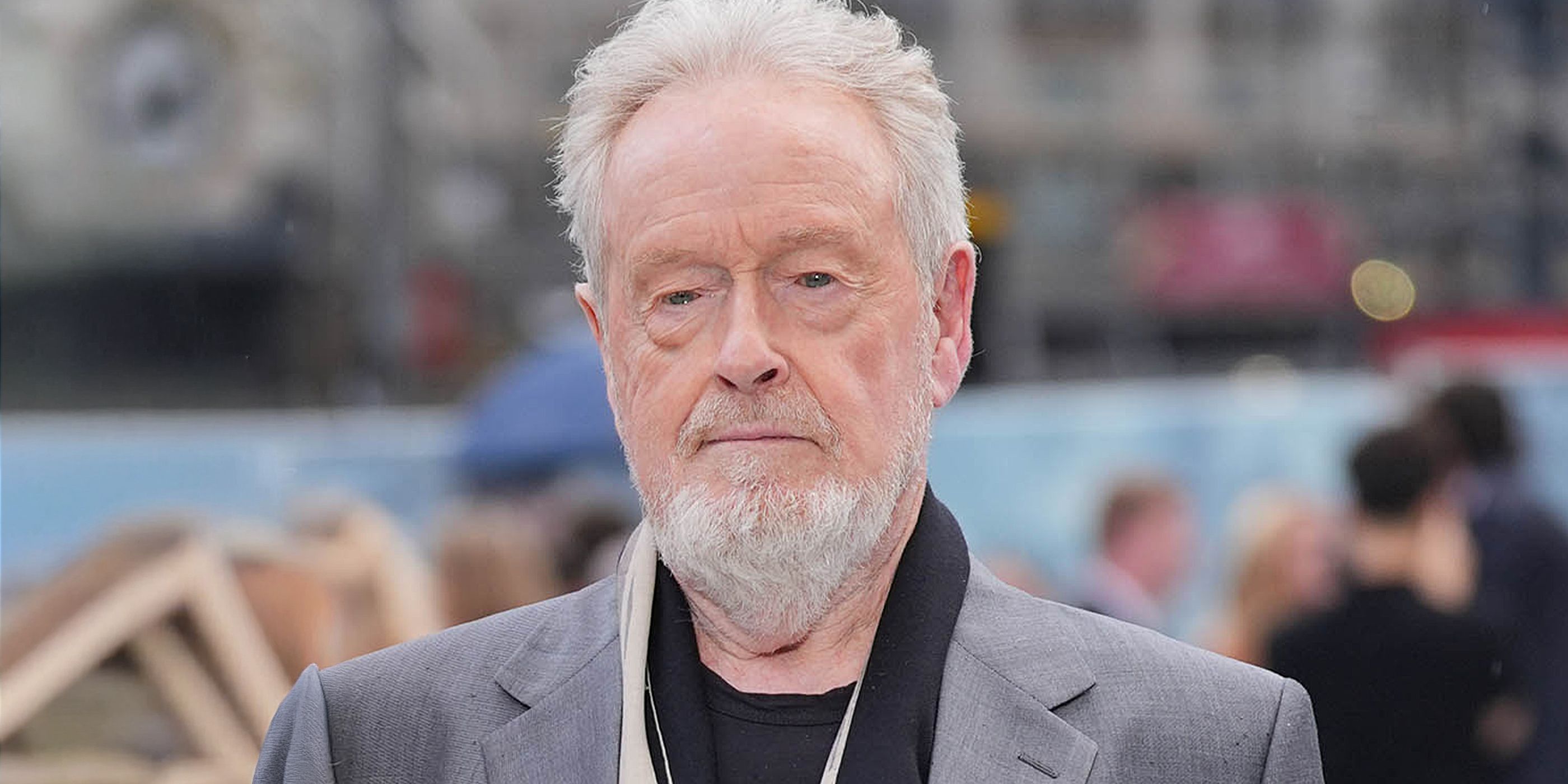 Ridley Scott’s Most Popular Sci-Fi Franchise Officially Hits Netflix image