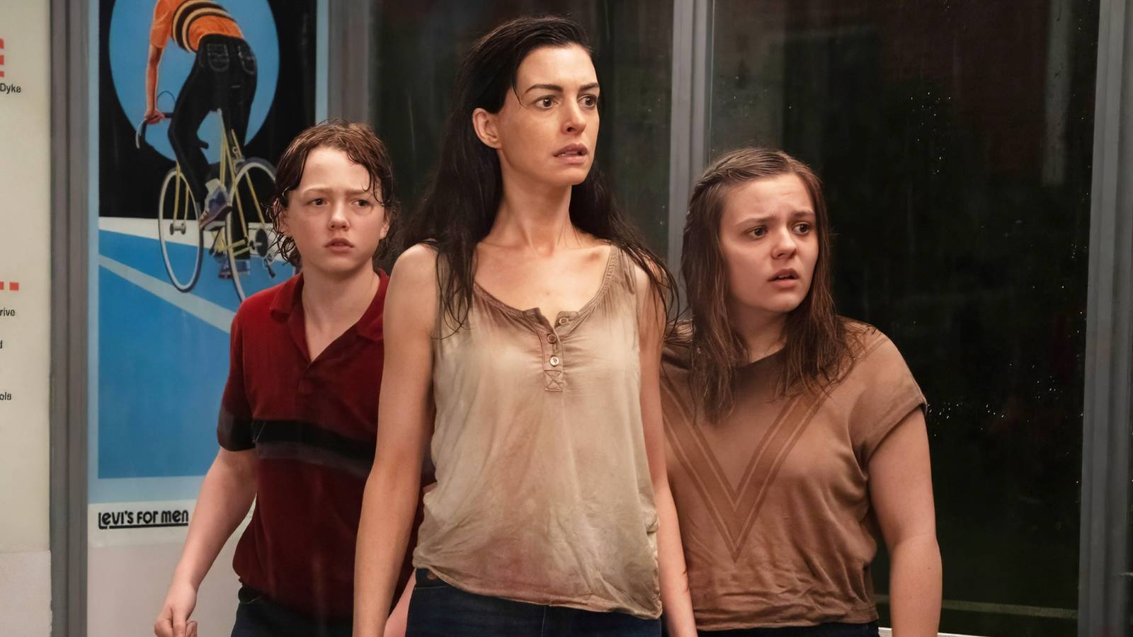 David Robert Mitchell and J.J. Abrams Break Down 'The End of Oak Street's Most Shocking Twist