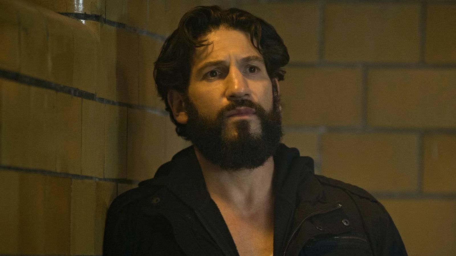 The Predator Officially Faces Jon Bernthal's Legendary Marvel Icon in New ...