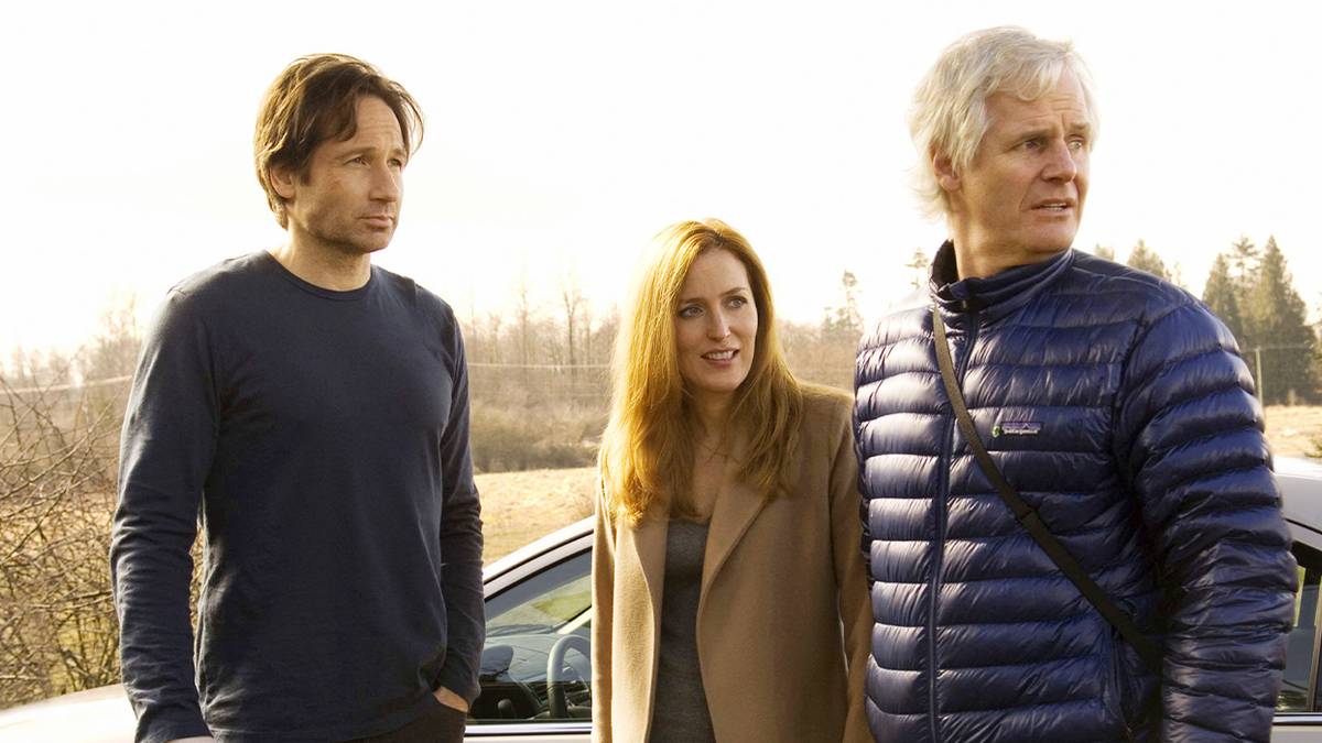 X-Files Creator Chris Carter Fuels Fan Hopes for Mulder & Scully's Return!