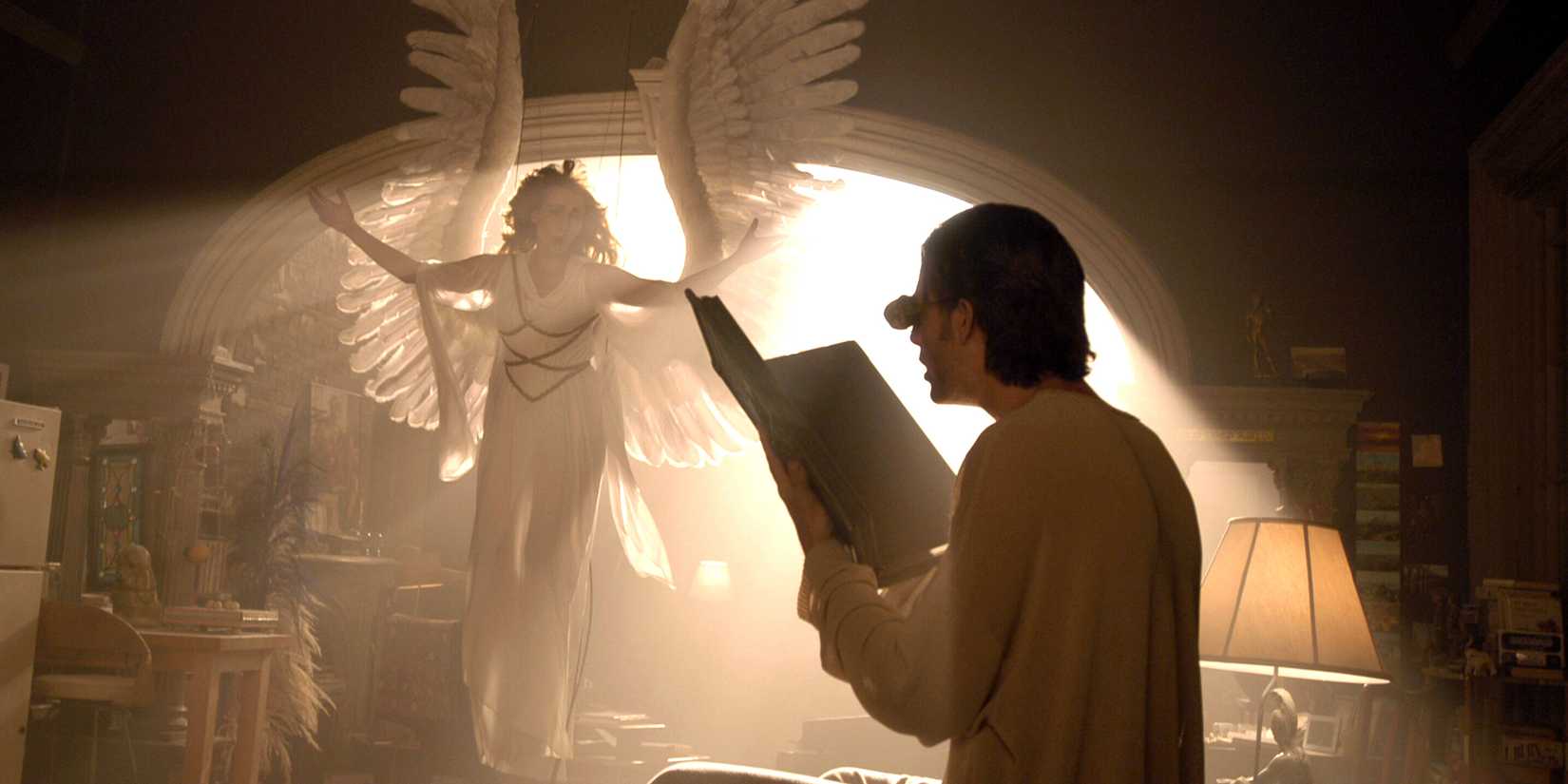 ANGELS IN AMERICA, Emma Thompson, Justin Kirk, 2003, © HBO / Courtesy: Everett Collection