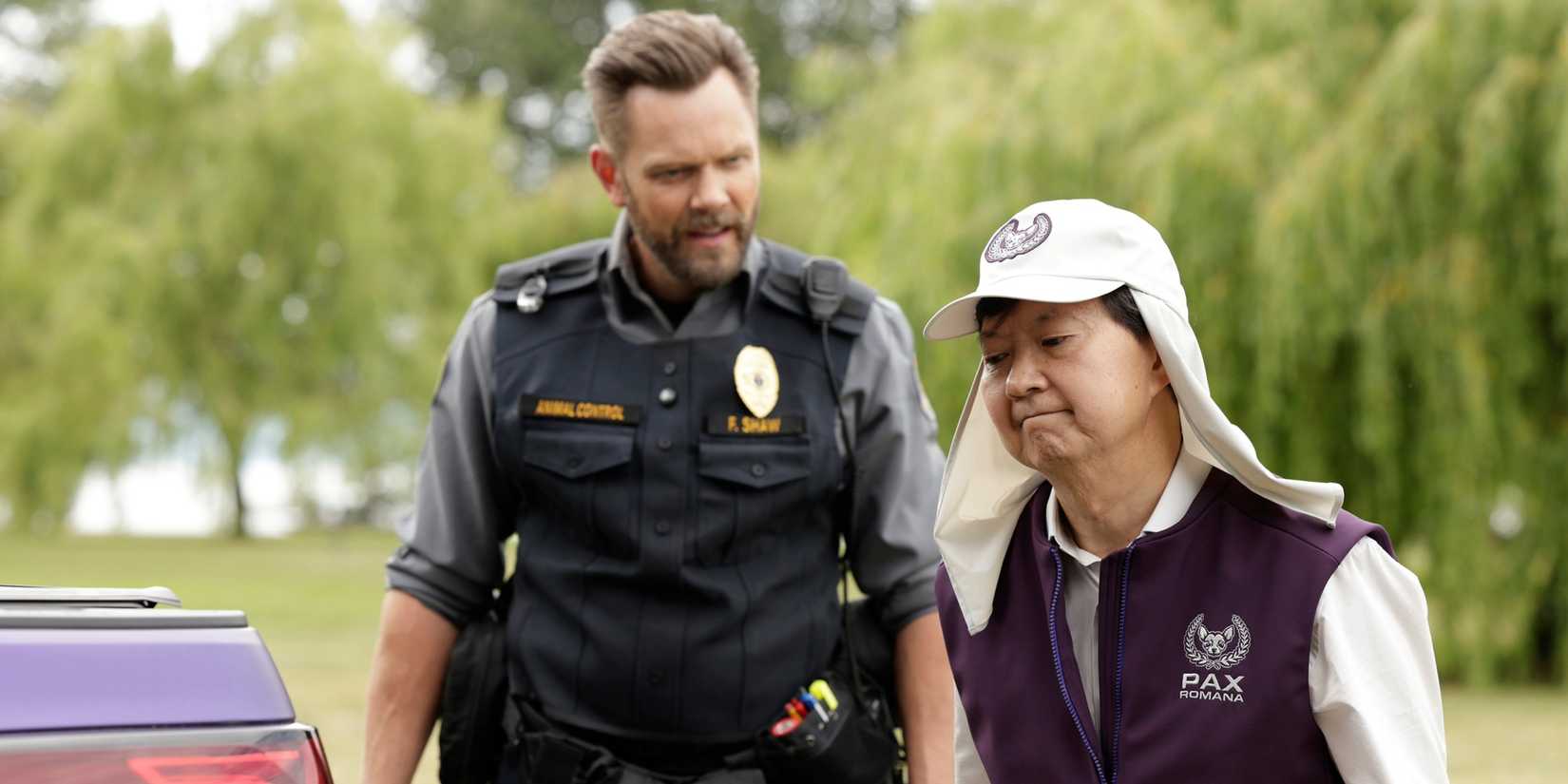 ANIMAL CONTROL: Joel McHale and Ken Jeong in the Season Five premiere episode of ANIMAL CONTROL. Frank leads the team in a work stoppage, but abandons his cause for the ultimate call - recovering the Seahawks’ missing mascot on the all-new “Seahawks and Piglets” episode of Animal Control airing Sunday, September 27 (8:30-9:00 PM ET/PT) on FOX. © 2026 Fox Media LLC. CR: Bettina Strauss/FOX.