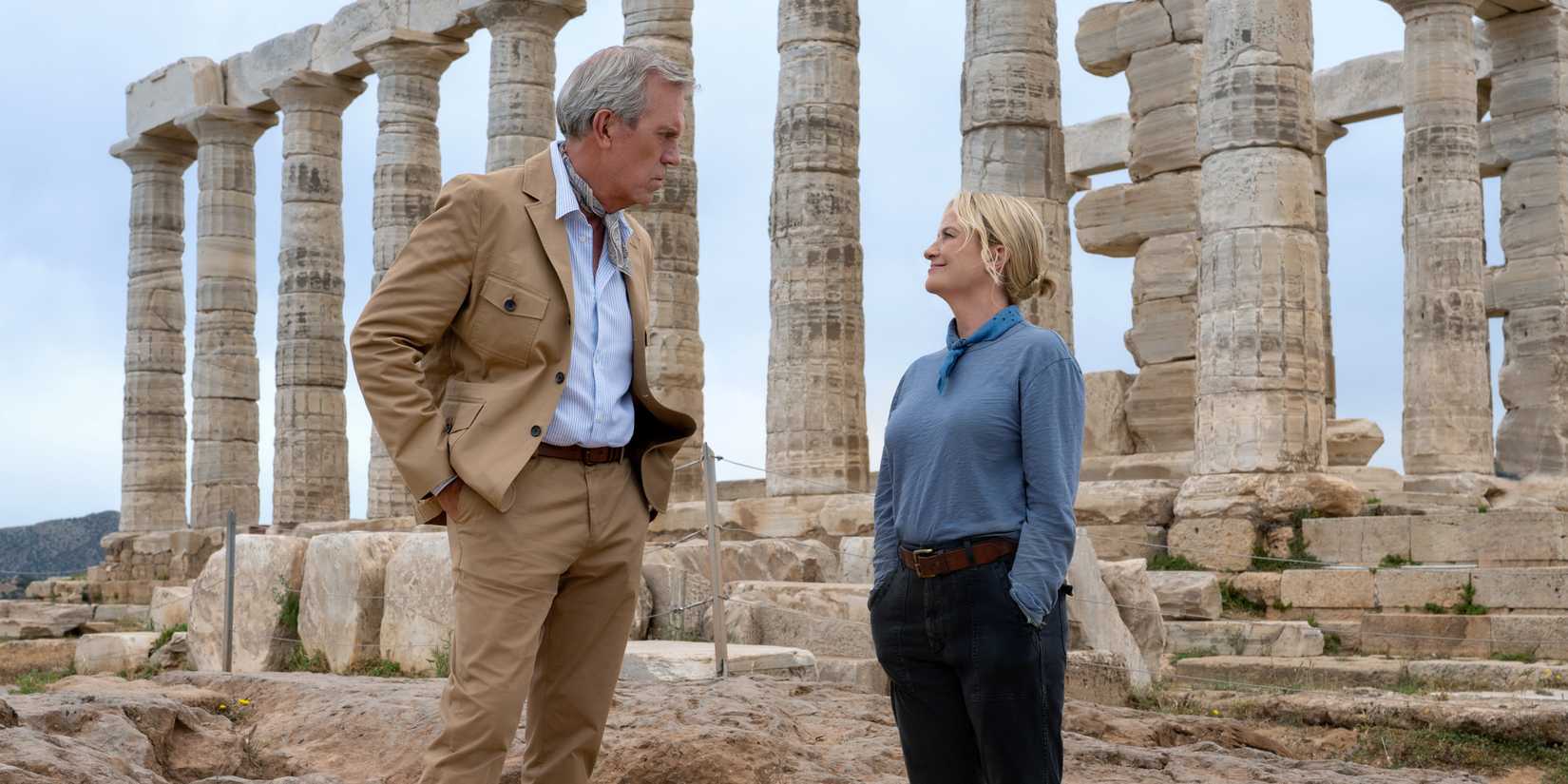 Hugh Laurie as Neville and Amy Poehler as Elise in Dig.