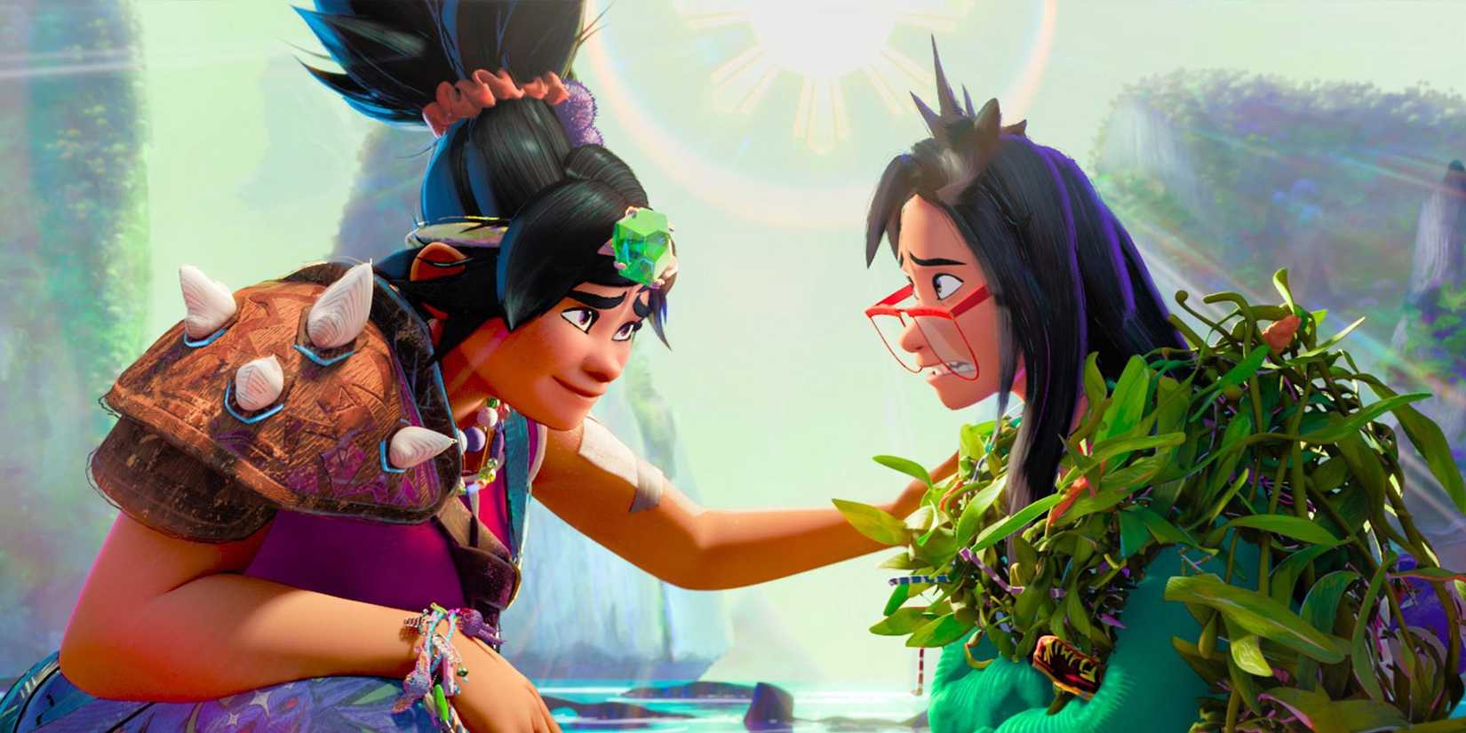 Jo (H.E.R.) and Raissa (Liza Soberano) in 'Forgotten Island'