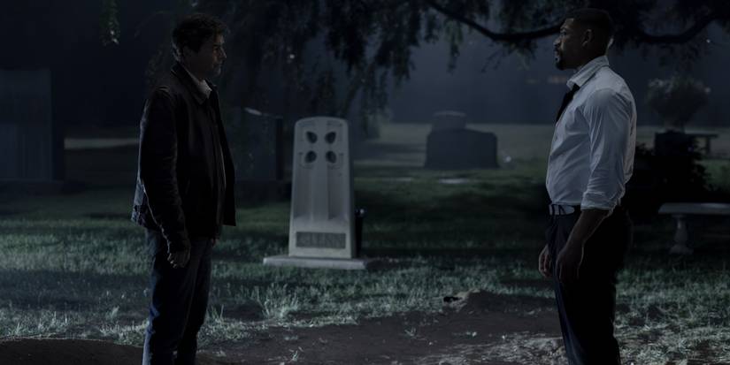Kyle Chandler and Aaron Pierre in Lanterns Episode 6