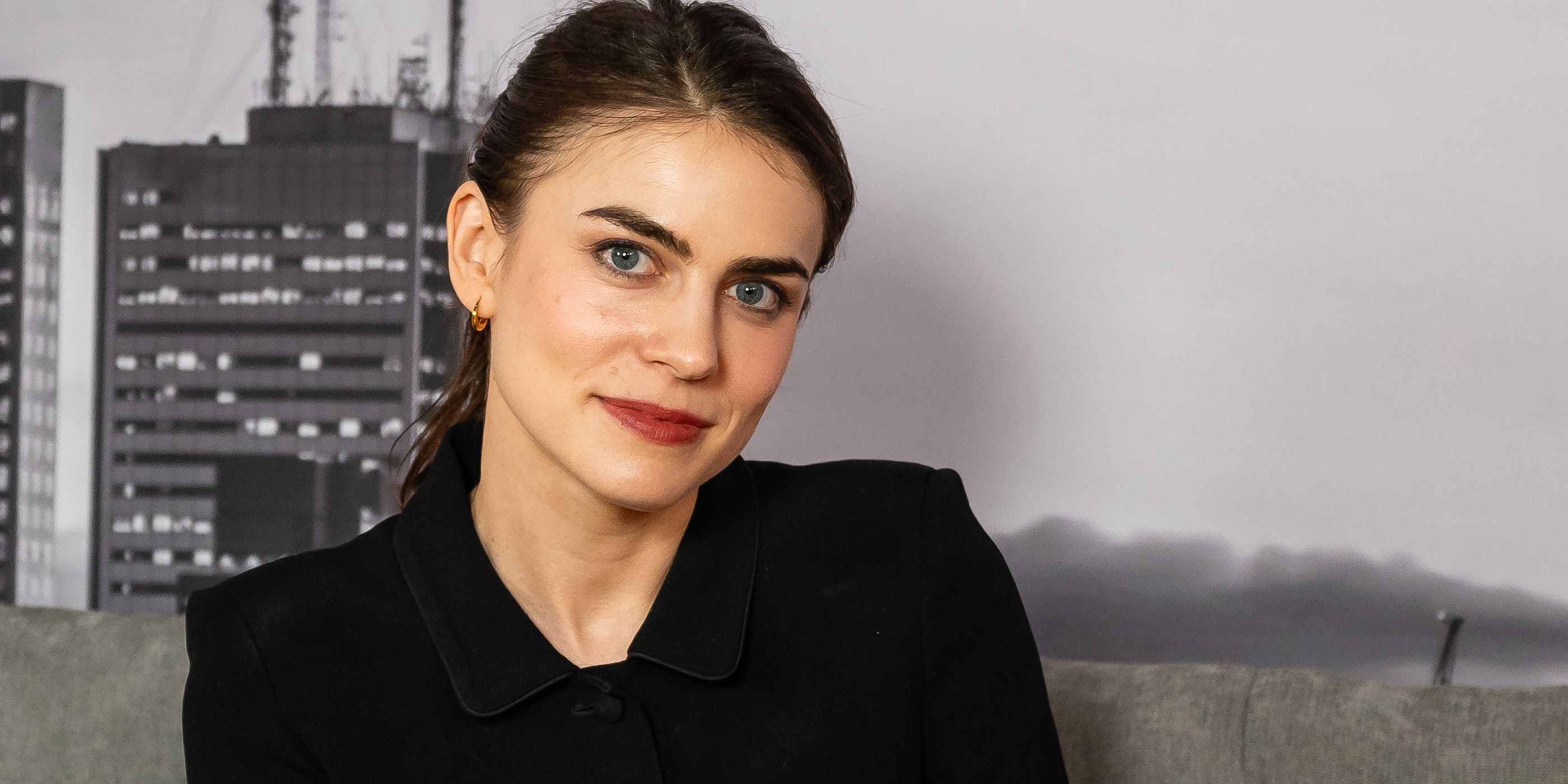 magazine-alexandra-pechman-tiff