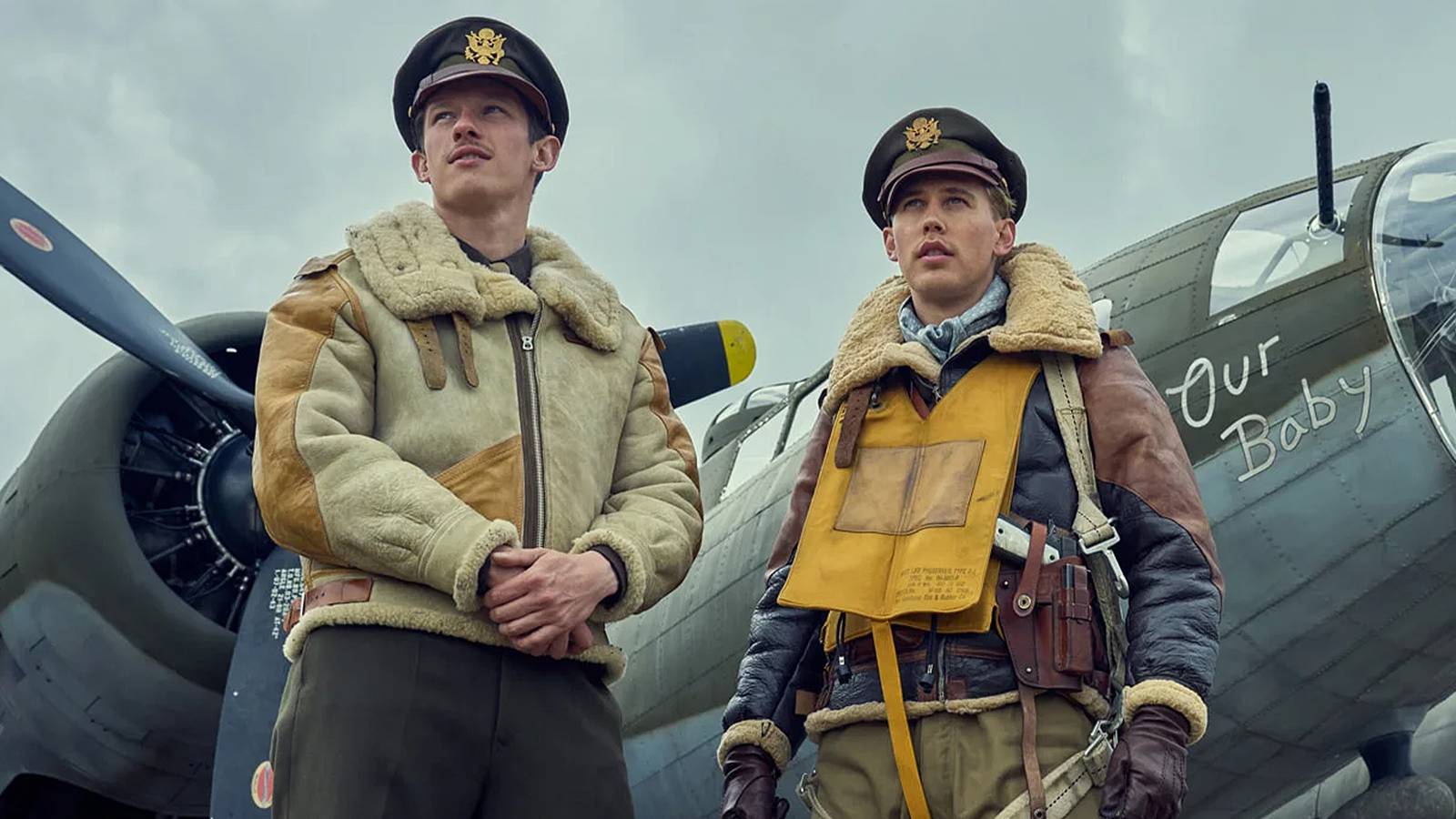 Callum Turner and Austin Butler in Masters of the Air