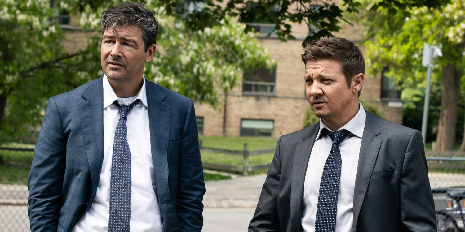 Kyle Chandler as Mitch McLusky and Jeremy Renner as Mike McLusky in Mayor of Kingstown.