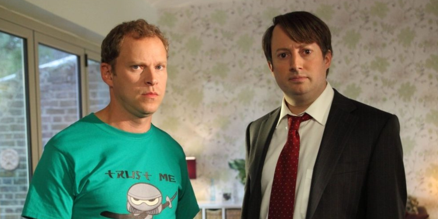 peep-show-robert-webb-david-mitchell 10 Must-Watch British Comedy Shows, According to the Cast of ‘SNL UK’