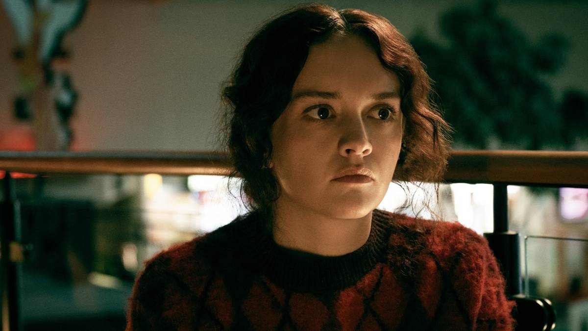 Apple TV’s 10/10 Spy Masterpiece Is Officially on a 650-Day Streaming Streak
