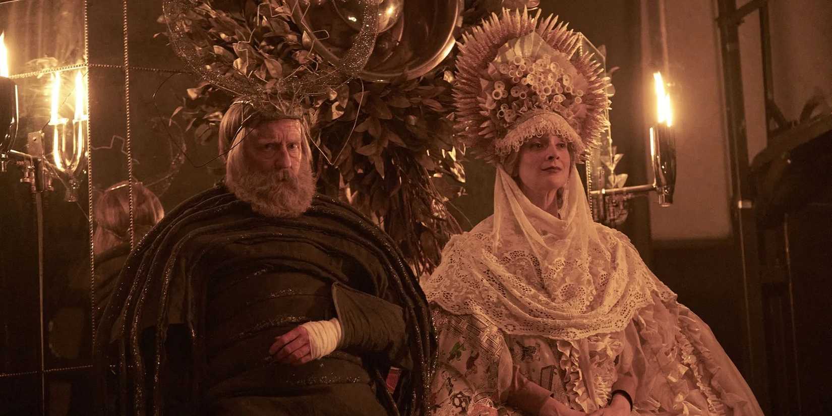 A king and queen in the 'Station Eleven' finale.