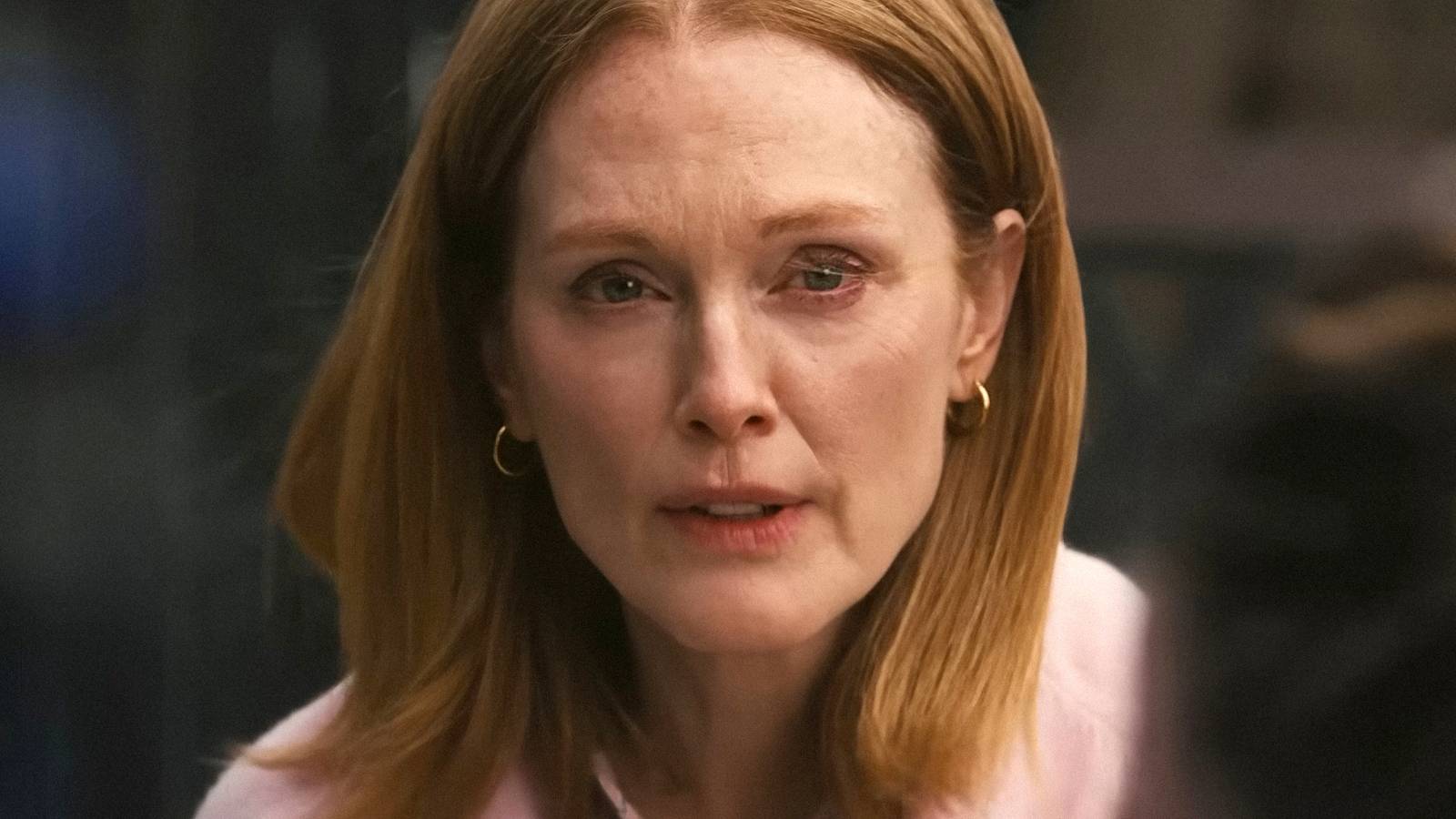 Just Give Julianne Moore the Oscar Now for 'The Debut' | TIFF Review