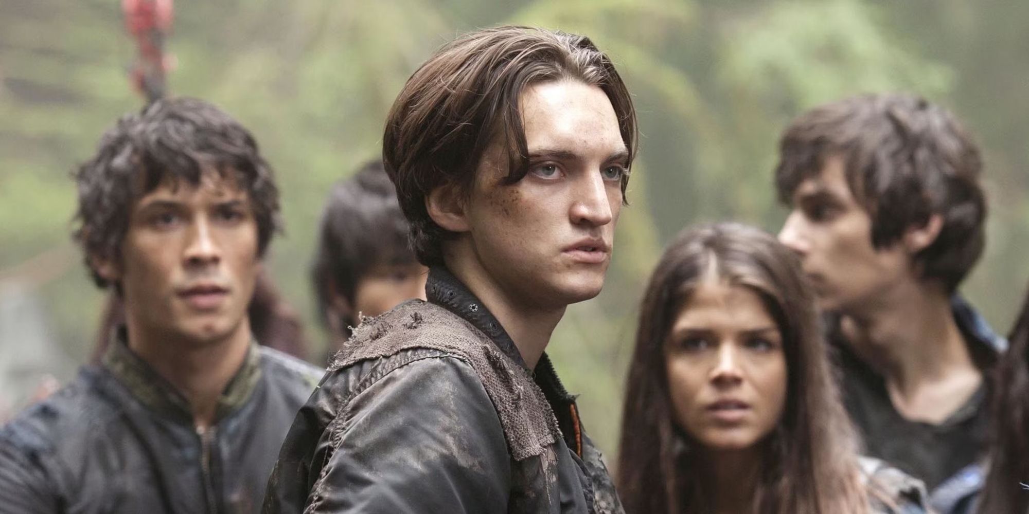 100-john-murphy-season-2 10 Near-Perfect Hard Sci-Fi Shows That No One Remembers Today