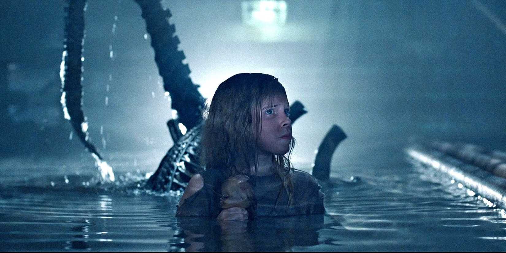 Carrie Henn as Rebecca Jordan in the water in 'Aliens'