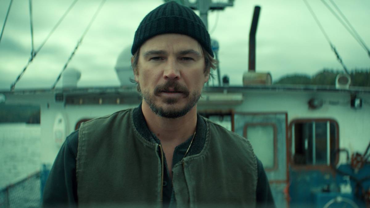 Josh Hartnett's Netflix Thriller 'Below' Subverts Its 'Jaws'-Style Horror With Deeper Themes | Review