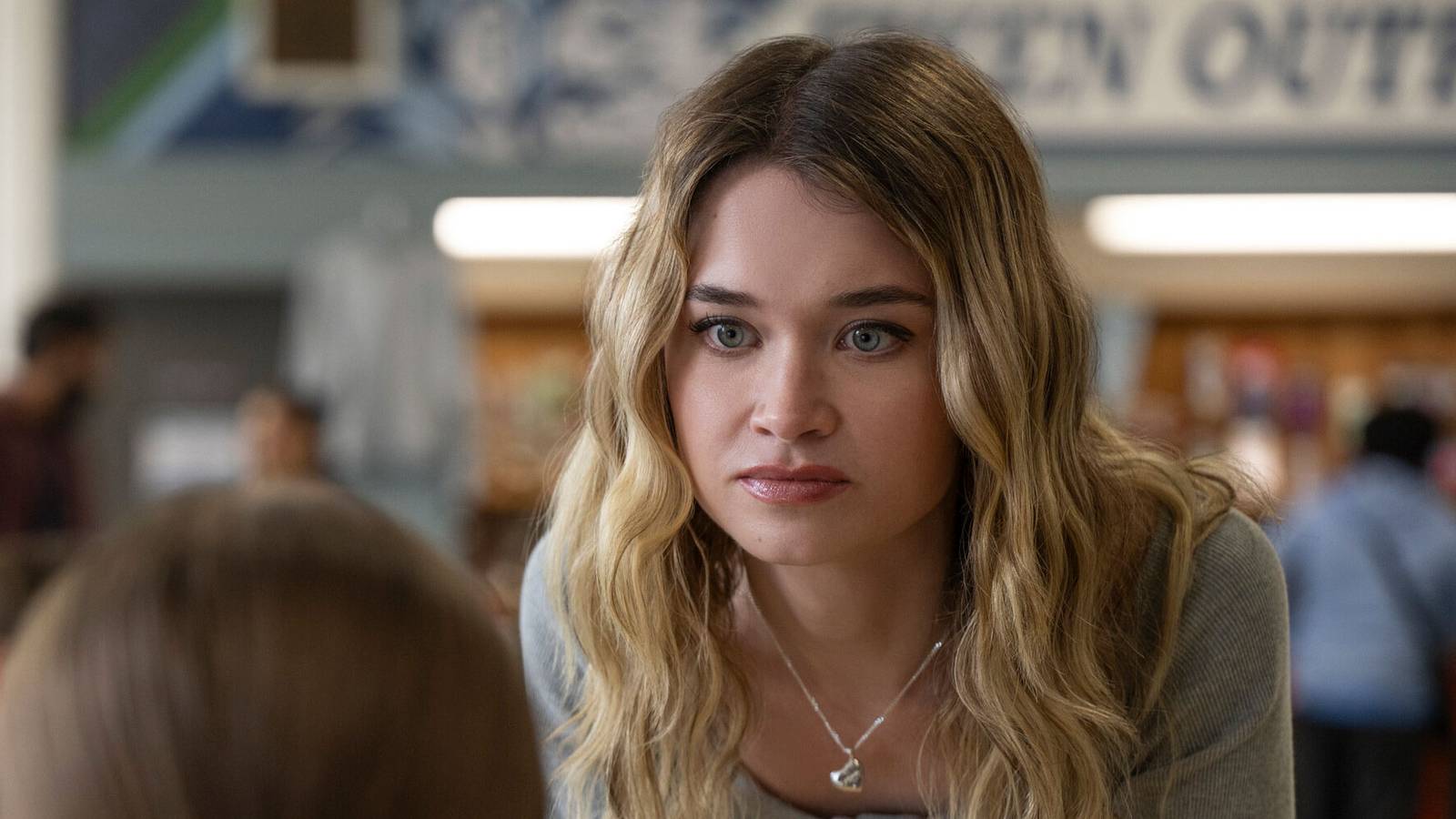 'Carrie' Star Alison Thornton Says Chris Wanted to Apologize
