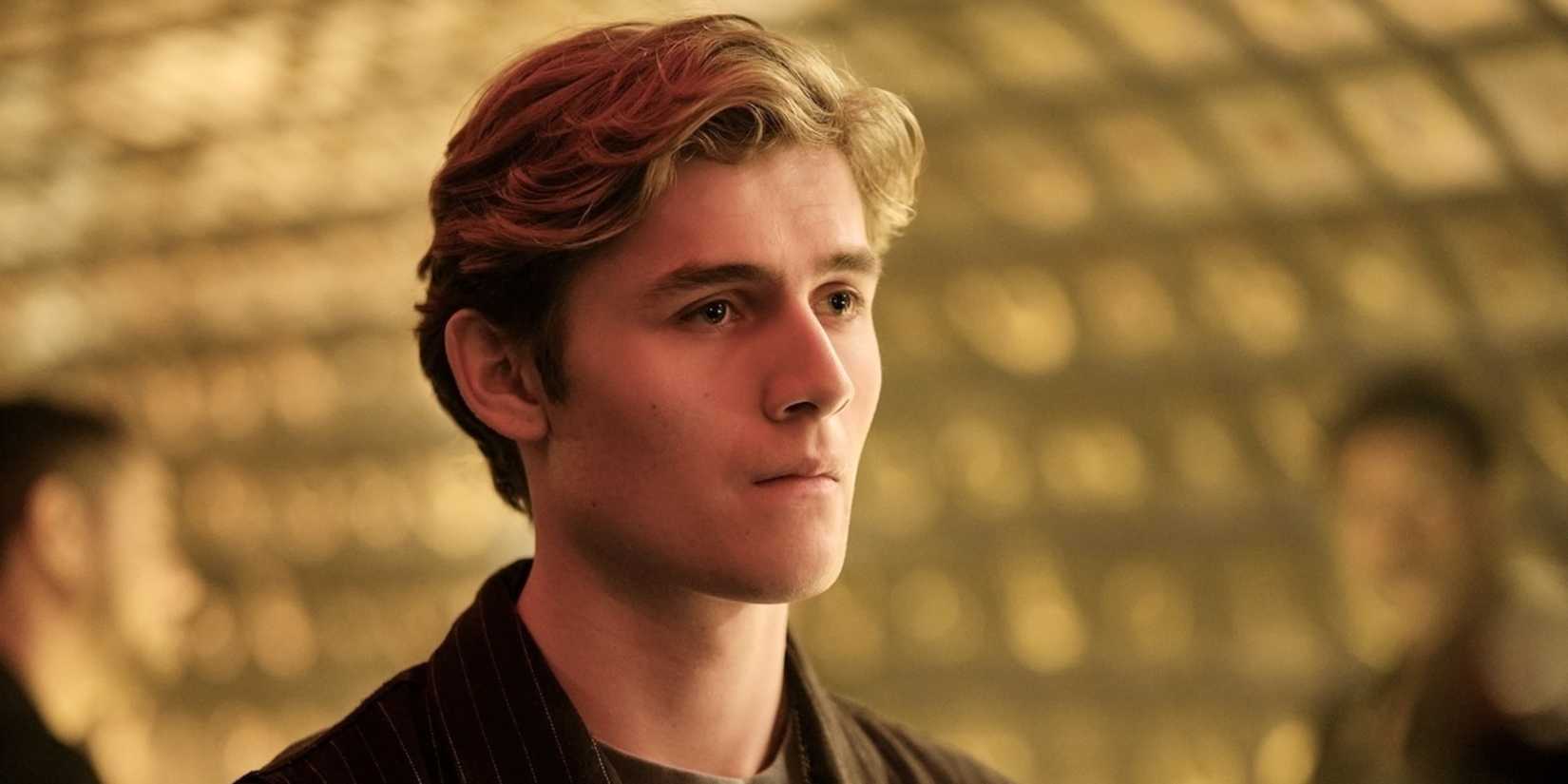 Louis Thresher as Ollie looking sad in Coven Academy