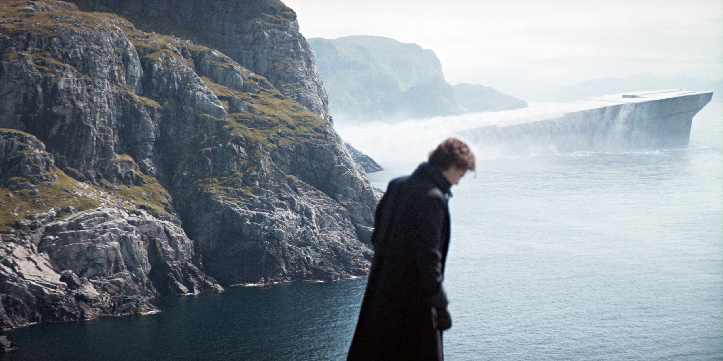 Denis Villeneuve's 10/10 Sci-Fi Space Opera Officially Returns to Theaters image