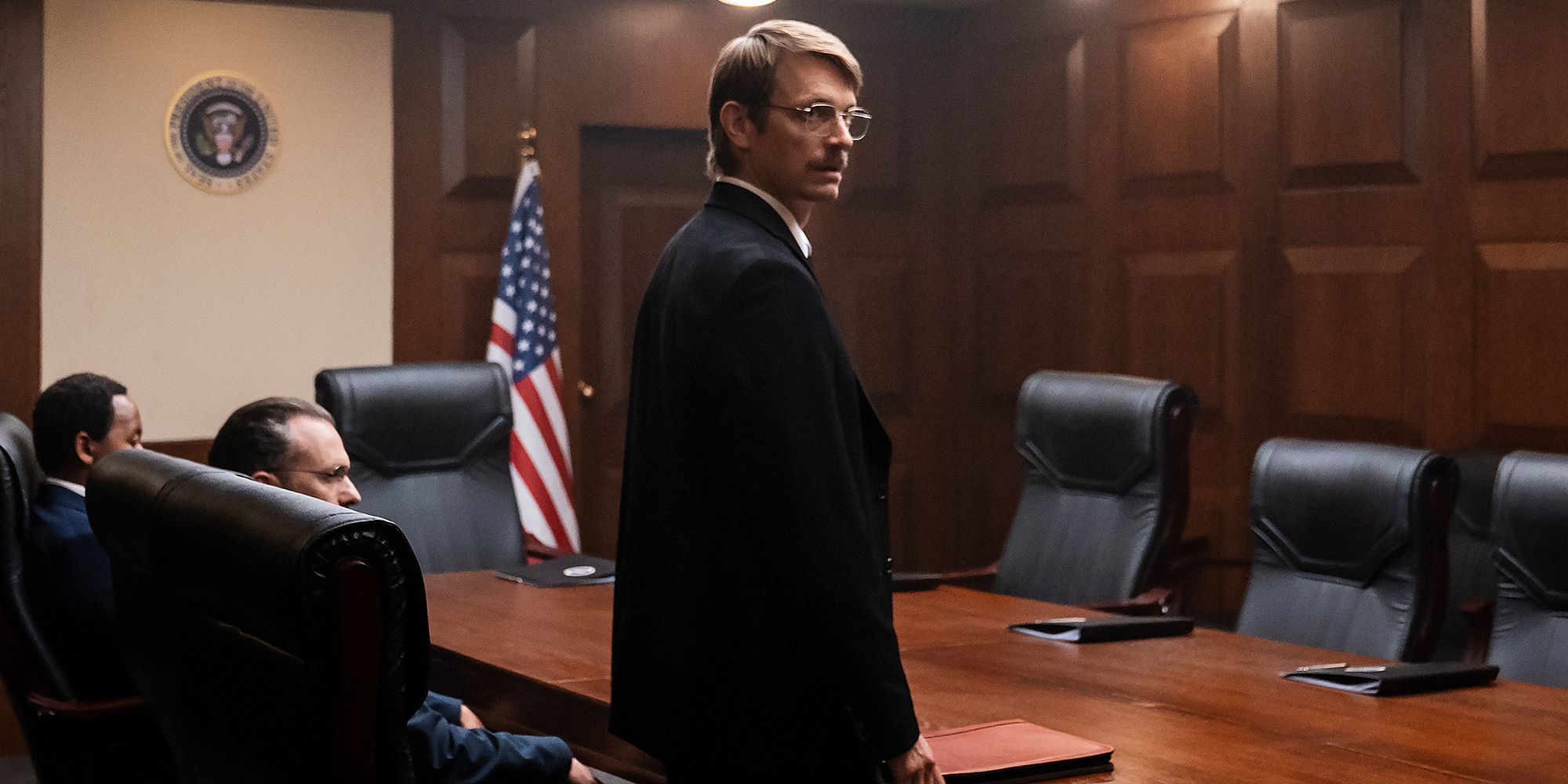 high-target-value-hunt-for-saddam-joel-kinnaman-2 HBO Max Just Added an 8-Part War Thriller for ‘Zero Dark Thirty’ Fans