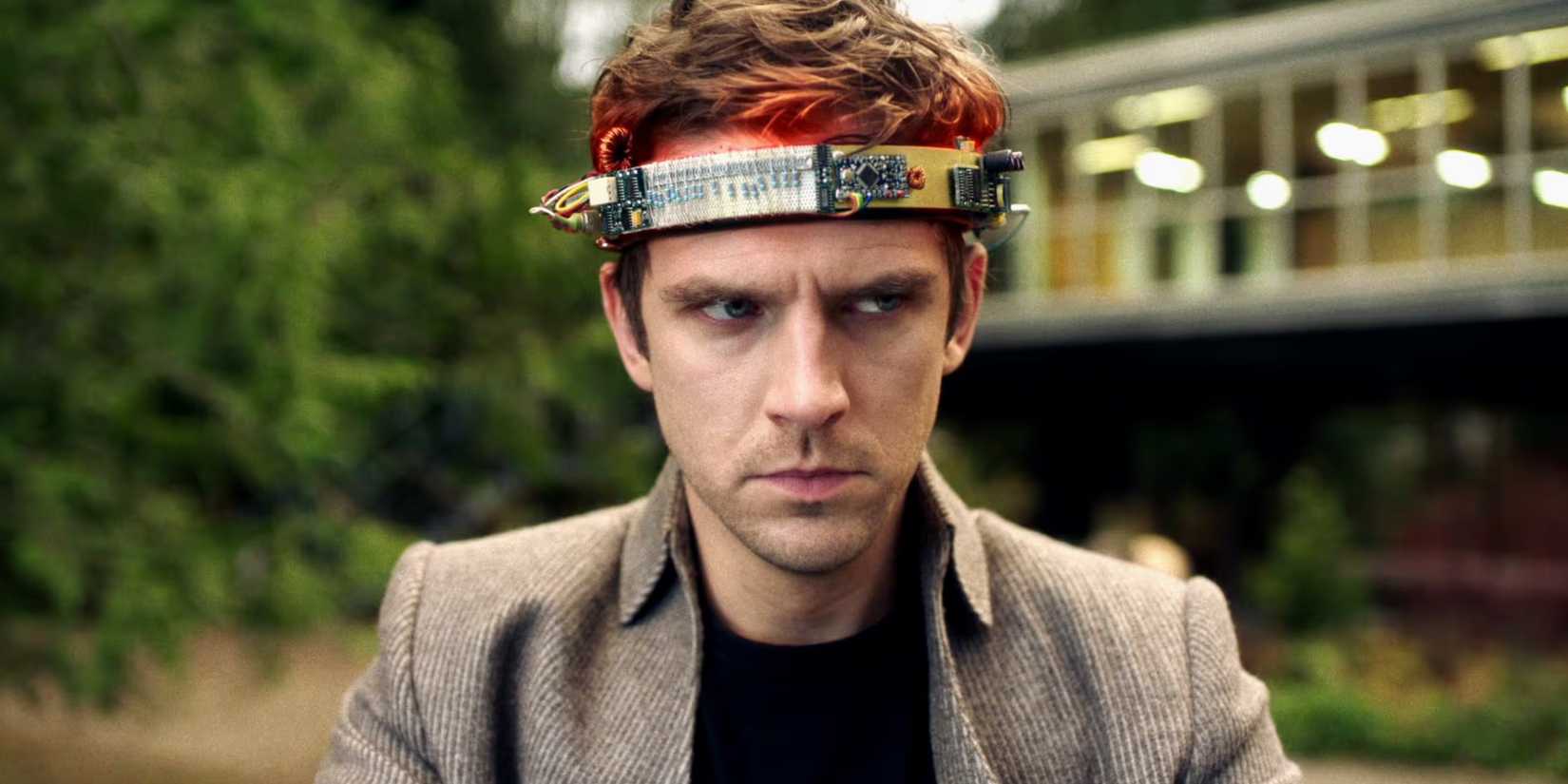 Dan Stevens as David Haller in Legion.