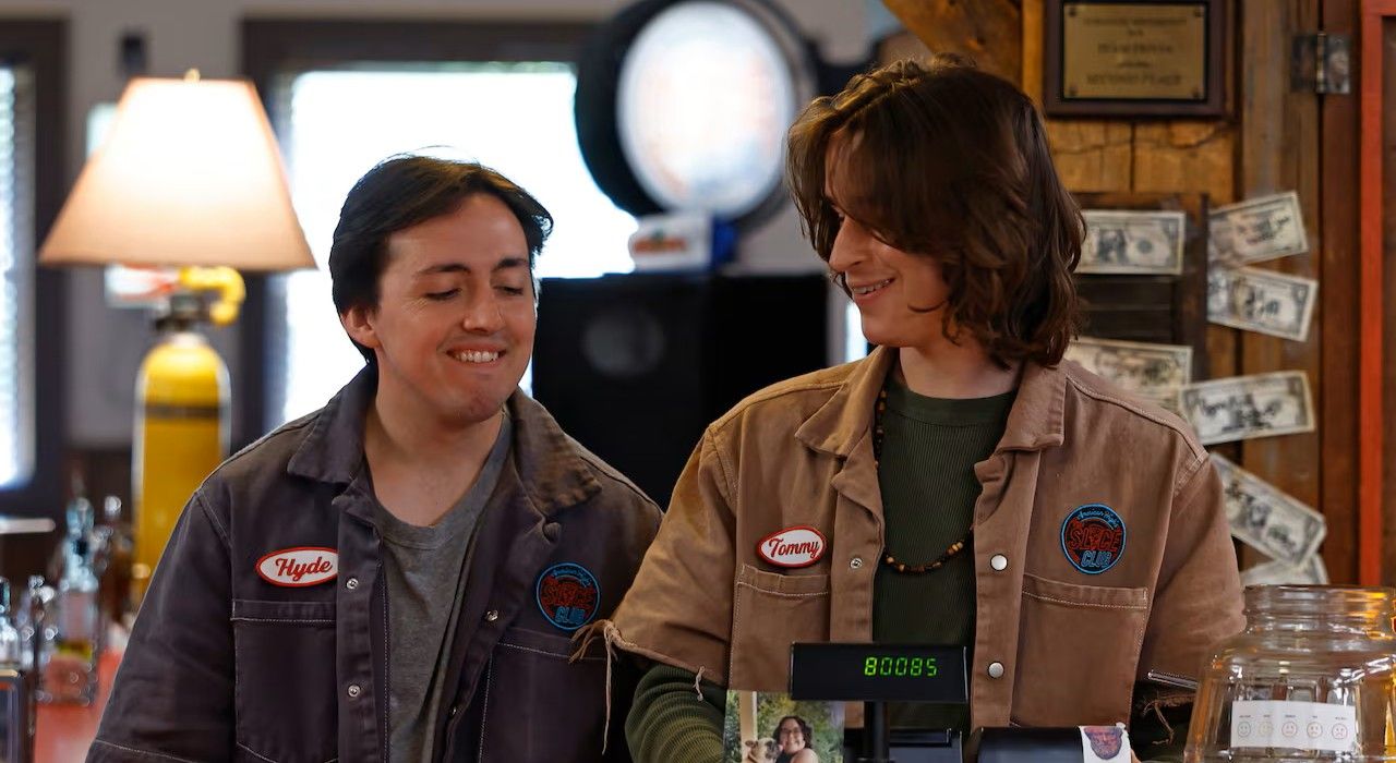 minimum-wage-hyde-healy-tommy-armstrong Netflix's 14-Episode Workplace Sitcom is Gen Z's 'The Office' Replacement