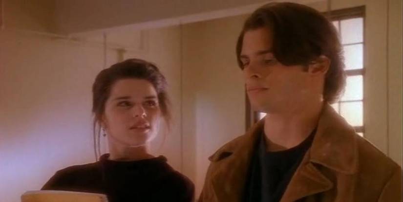 Neve Campbell and James Marsden in 'Party of Five'