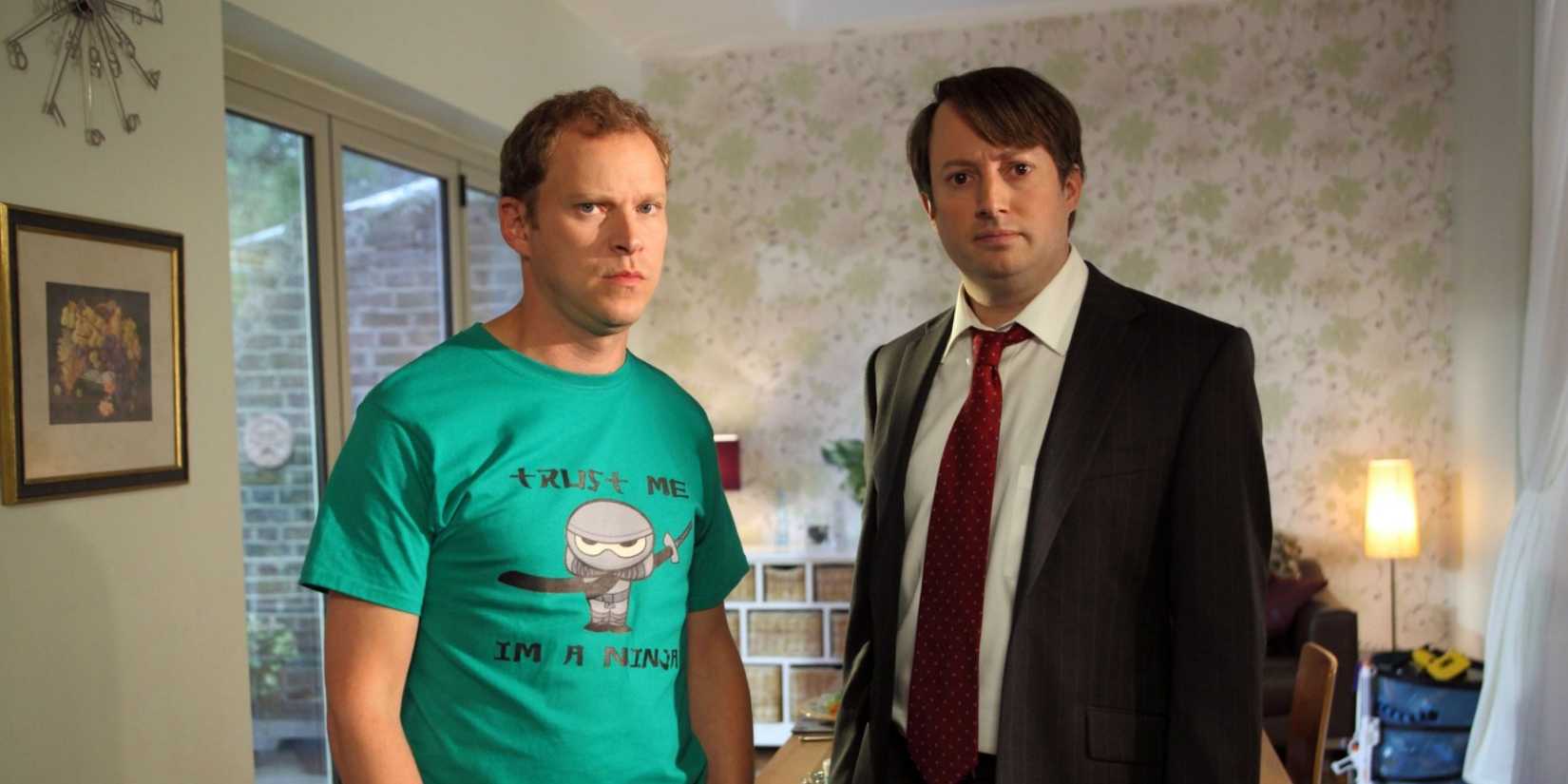 Robert Webb as Jeremy "Jez" Usborne and David Mitchell as Mark Corrigan in Peep Show.
