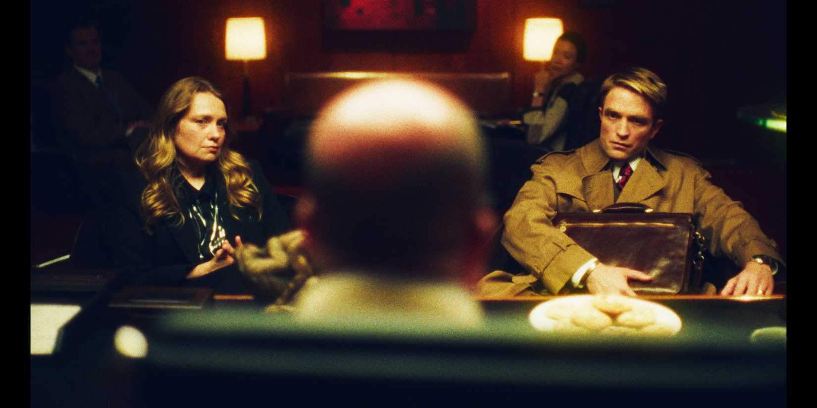 primetime-merritt-wever-robert-pattinson