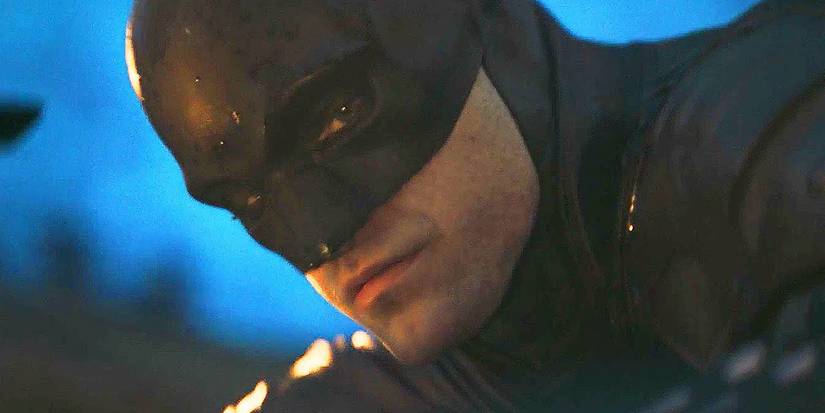 Robert Pattinson looking back in the ending of 'The Batman'
