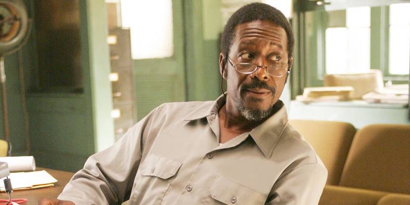 Clarke Peters as Lester Freamon looking pensive in The Wire.