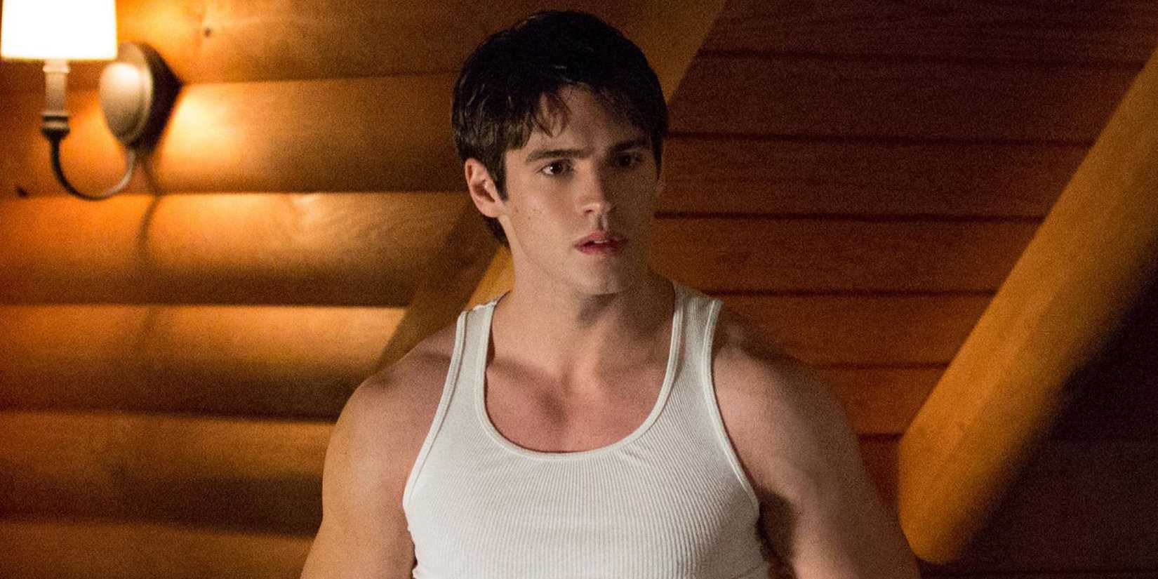 Steven R. McQueen as Jeremy Gilbert in 'The Vampire Diaries'