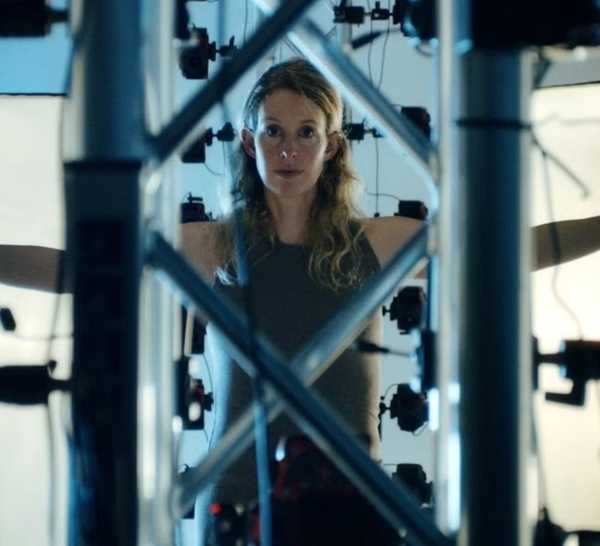 Elizabeth Holmes in You Can See Everything