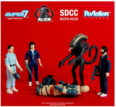 Super 7 ReAction Alien USCSS Nostromo Crew Set pack 1 Alien with Attack Super 7 ReAction Alien USCSS Nostromo Crew Set pack 1 Alien with Attack