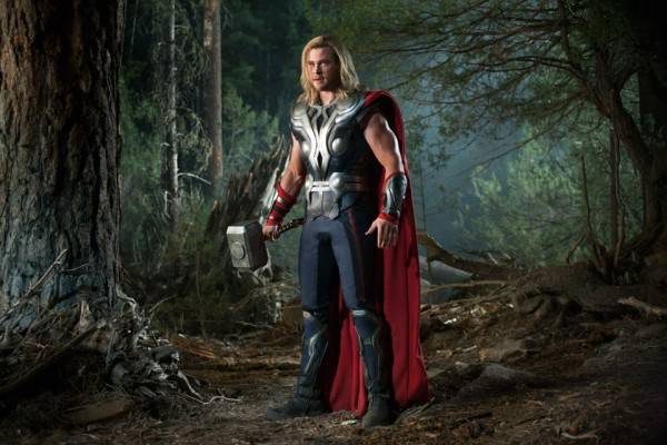 avengers-movie-image-chris-hemsworth-2