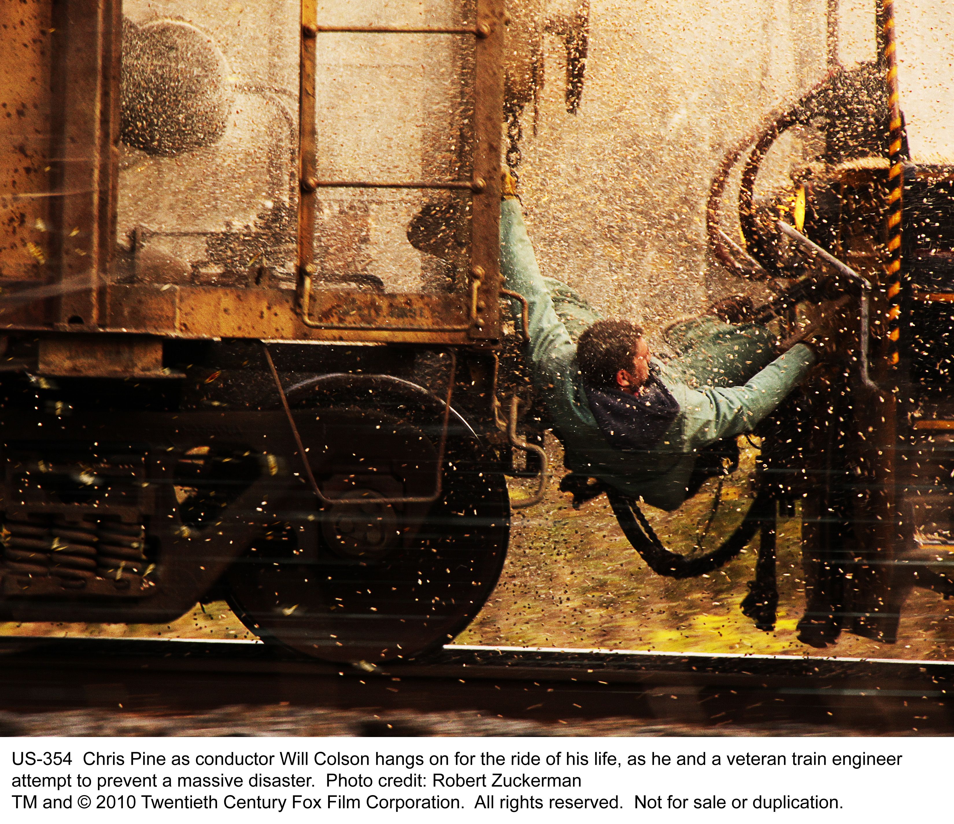 UNSTOPPABLE Movie Clips and New Images Starring Chris Pine and Denzel ...
