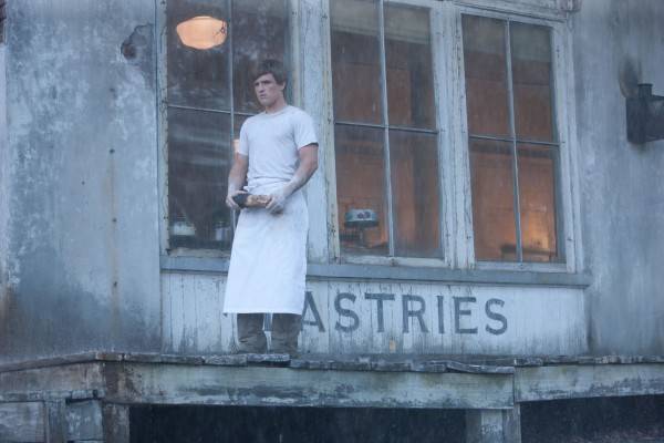 hunger-games-movie-image-josh-hutcherson-01