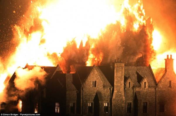 James Bond SKYFALL Movie Image Set Photos